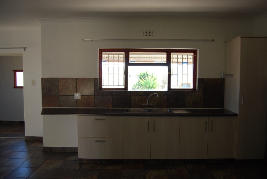 To Let 7 Bedroom Property for Rent in Saldanha Western Cape